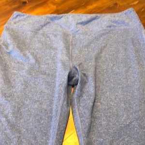 Blue cropped running leggings